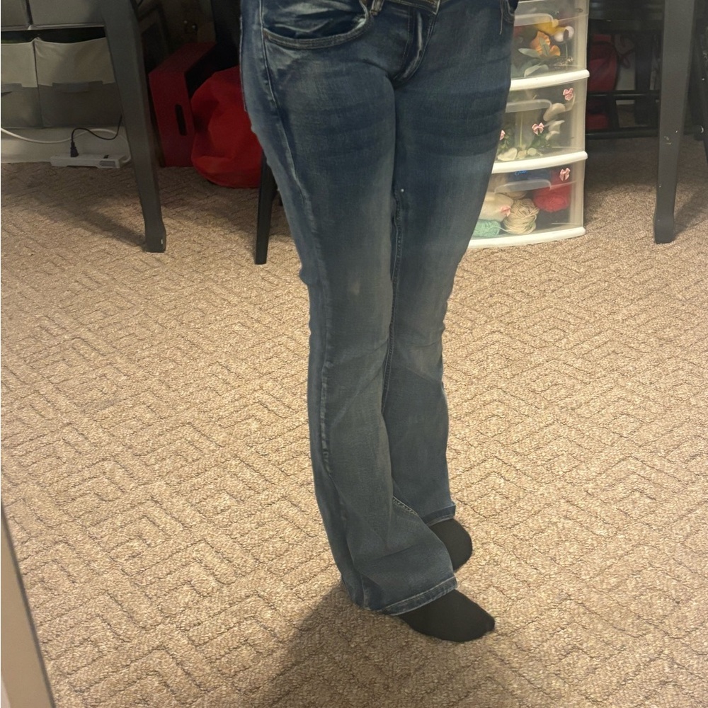LOW waisted jeans size 7